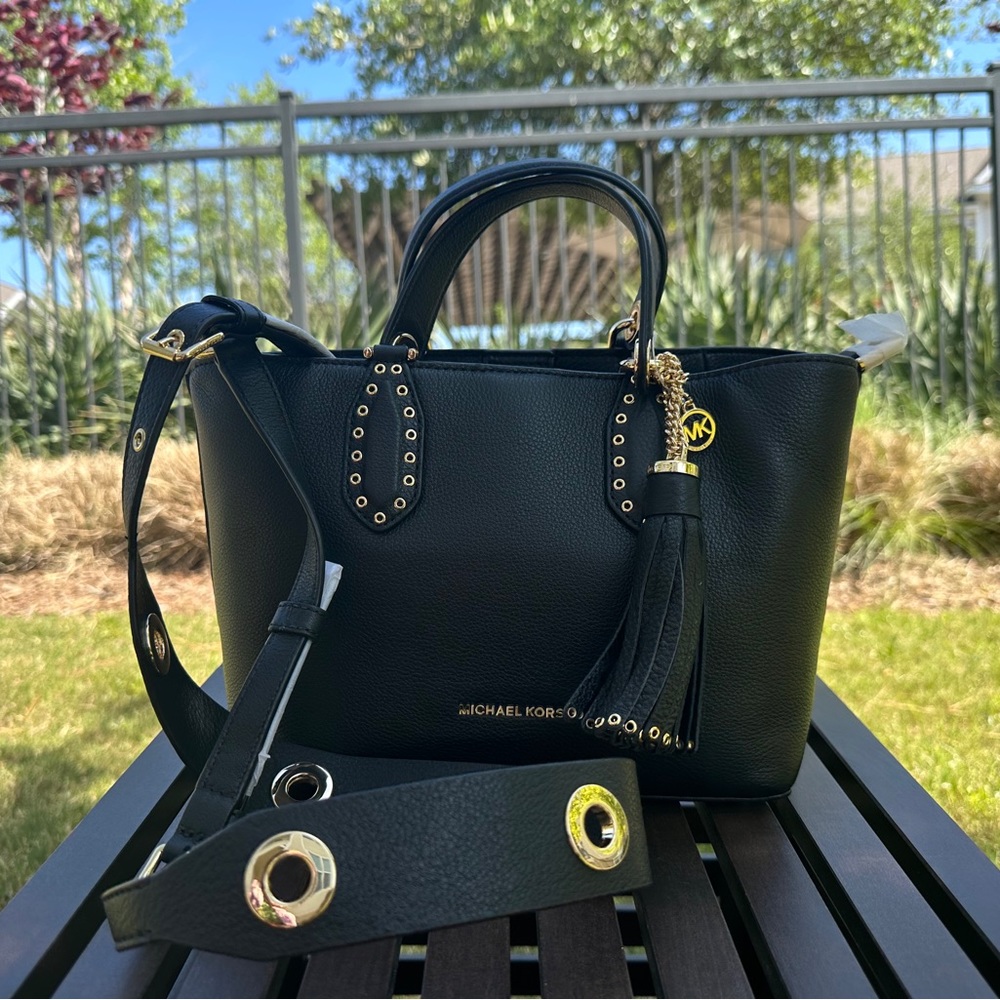 ❗️SOLD❗️Michael Kors Brooklyn Grab Bag Satchel Small  Bucket Tote